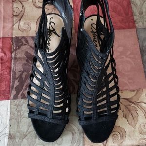 NWOT American Rag Strappy Heels